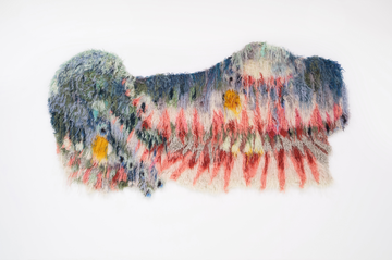 Caroline Achaintre | GUMS | 2024 | handgetuftete Wolle | 150 x 300 cm | Foto Annabel Elston | Courtesy of the artist, Art : Concept, Paris, and von Bartha, Basel/Copenhagen | © Caroline Achaintre | GUMS | 2024 | handgetuftete Wolle | 150 x 300 cm | Foto Annabel Elston | Courtesy of the artist, Art : Concept, Paris, and von Bartha, Basel/Copenhagen